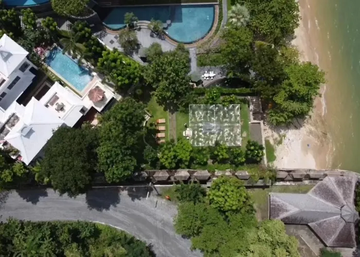 Yizen Beachfront Seaview Villa