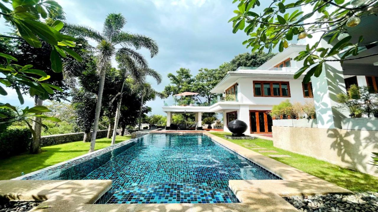 Yizen Beachfront Seaview Villa